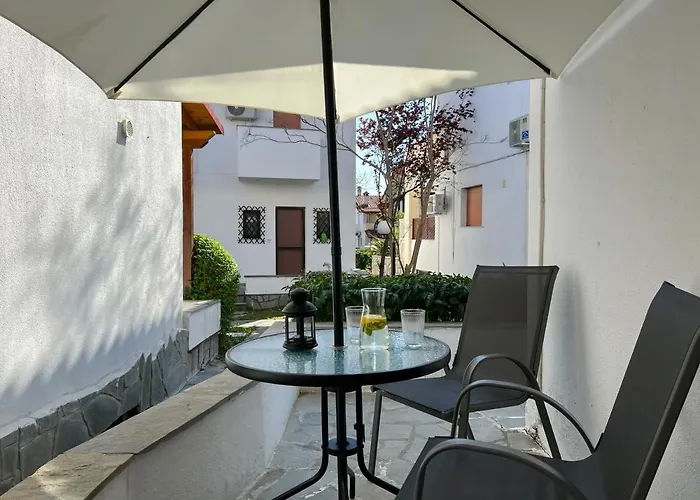 Joseph Village Apartment