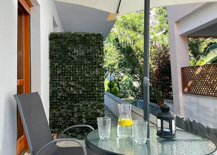 Joseph Village Apartment *